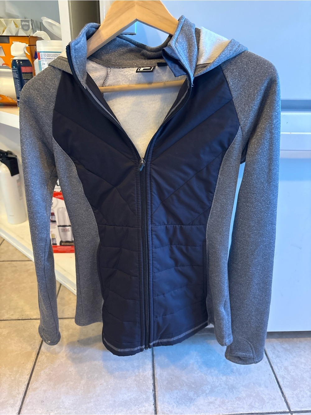 Fila Women's Gray and Black Quilted Hooded Jacket size small